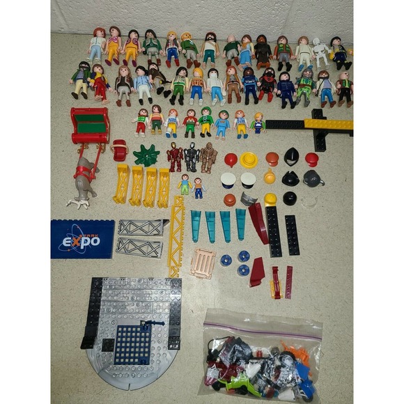 Playmobil Geobra Action Figures Weapons Accs. Mega Block Lot - Picture 1 of 7
